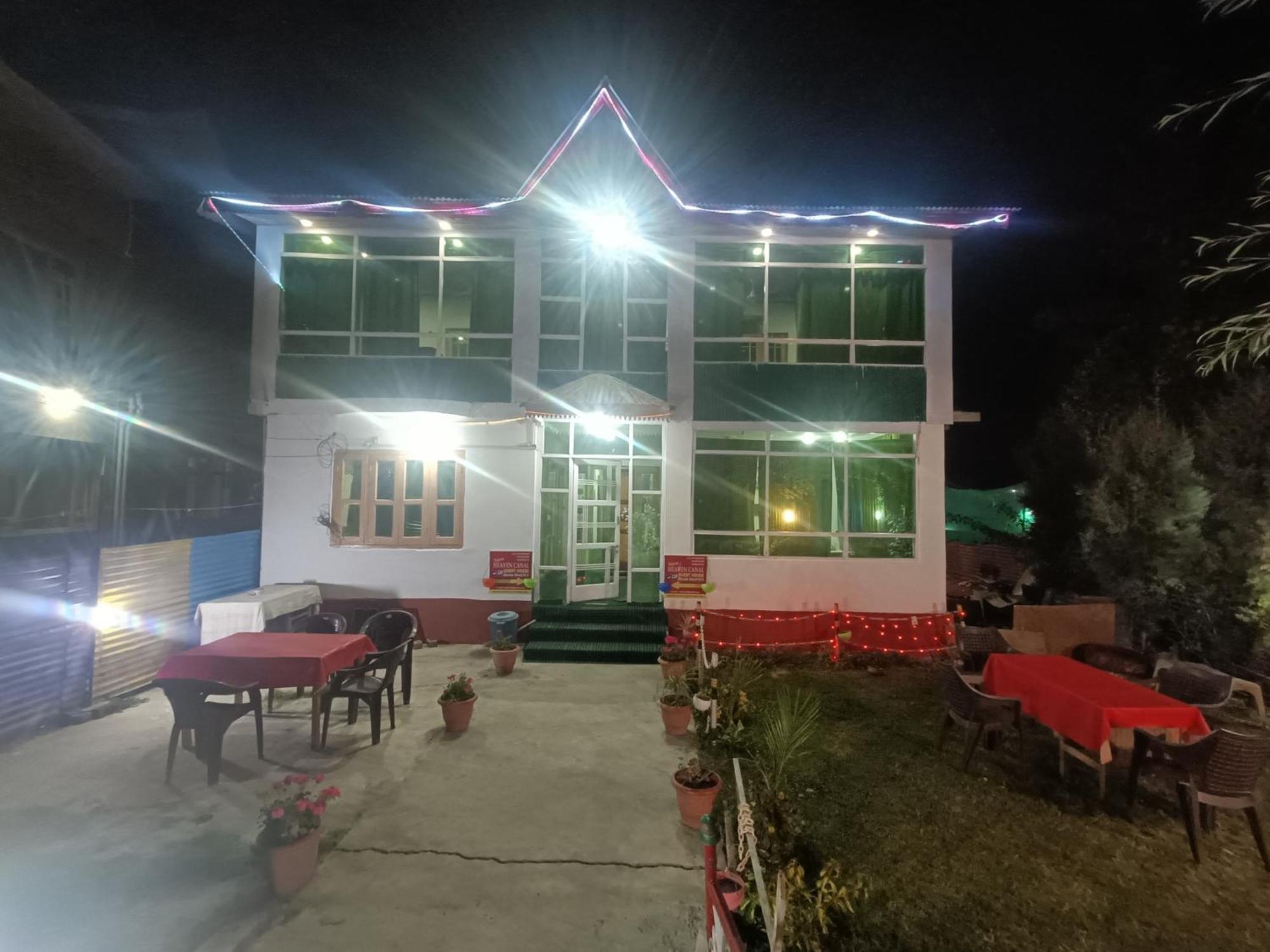 New Heaven Canal Guest House Srinagar  Exterior photo